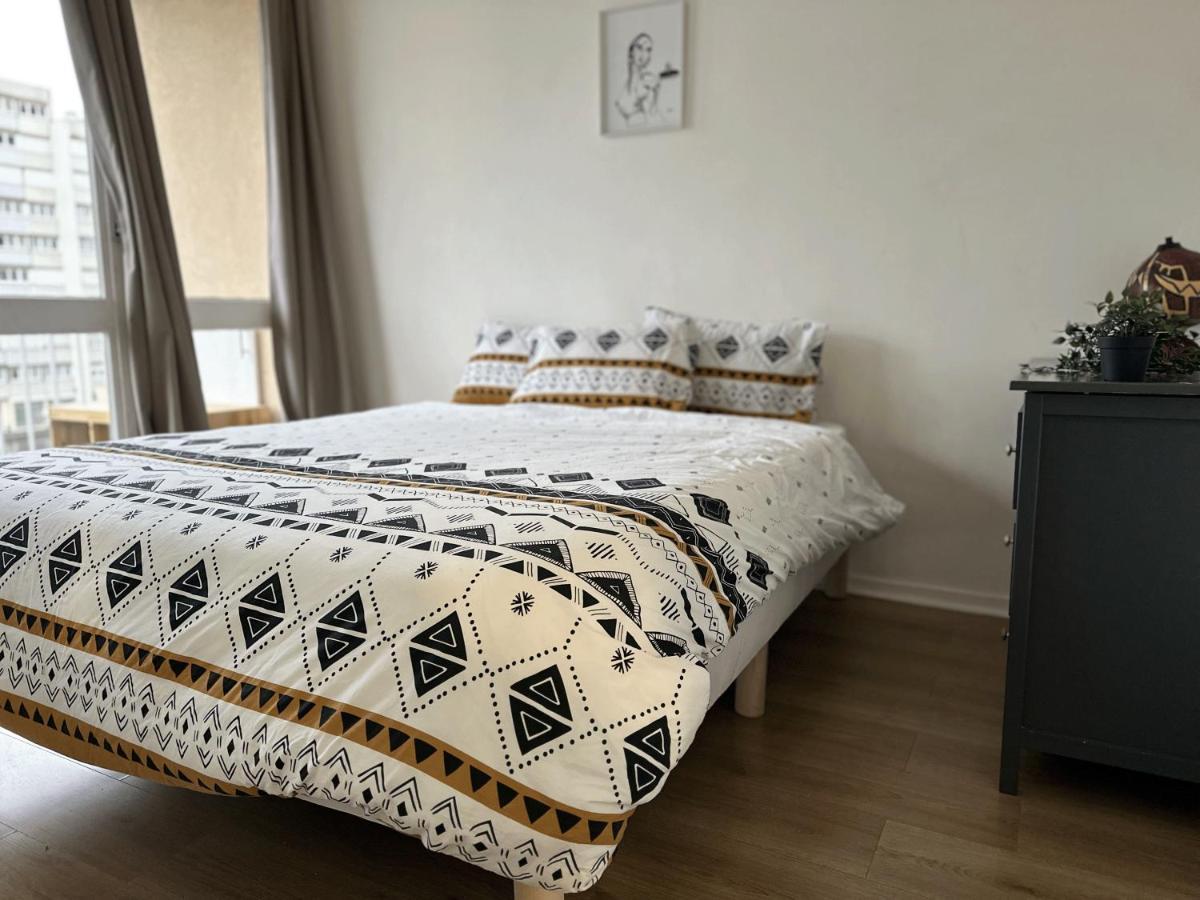 Ferienwohnung L'Ecrin De La Mairie Bois-Colombes Exterior foto